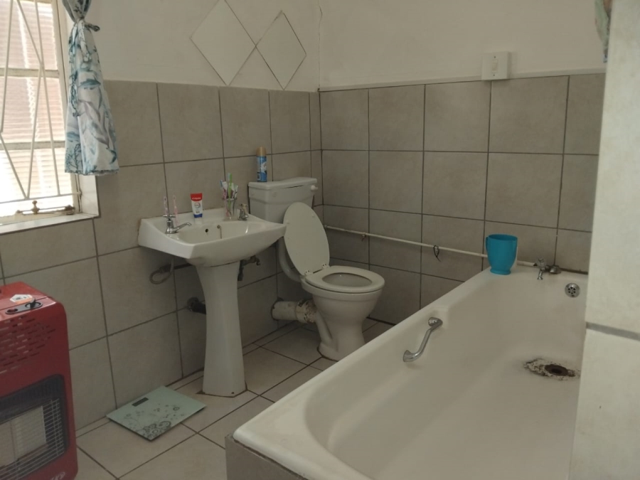 3 Bedroom Property for Sale in Aliwal North Eastern Cape